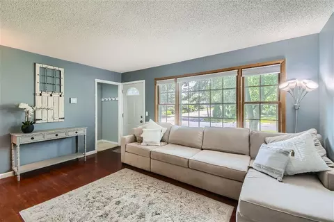4774 Upland Crst NE, Columbia Heights, MN 55421