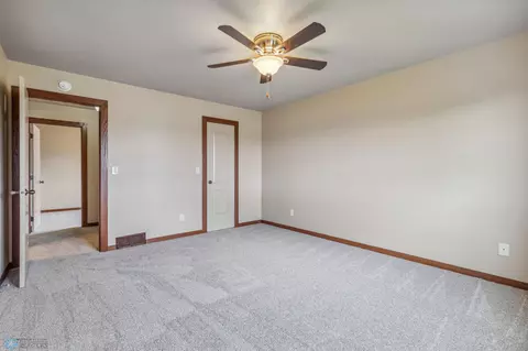 6054 Bennett Ct S, Fargo, ND 58104 photo 14