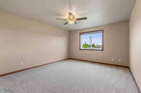6054 Bennett Ct S, Fargo, ND 58104 photo 12