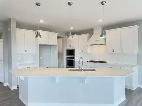 4714 Devonshire Ln, Chaska, MN 55318 photo 4