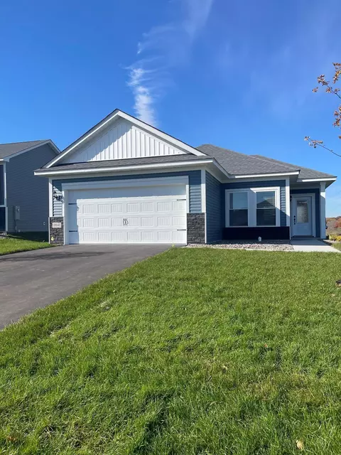 10158 Twin Lakes Pkwy NW, Elk River, MN 55330