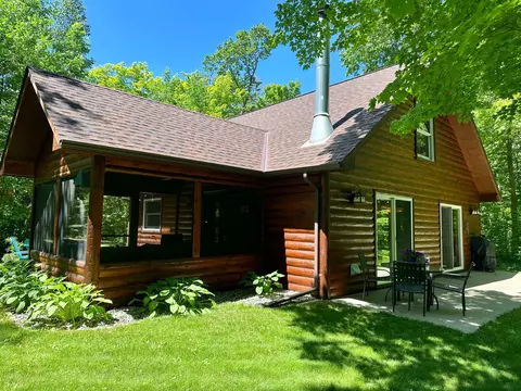 6818 18th Ave NW, Walker, MN 56484
