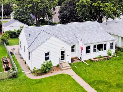 648 3rd Ave NW, New Brighton, MN 55112