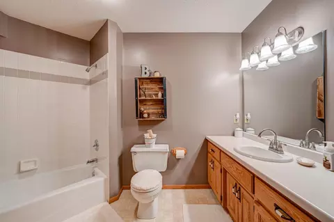 2215 Stephens Way, Saint Cloud, MN 56301 photo 24