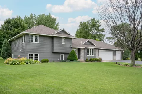 2215 Stephens Way, Saint Cloud, MN 56301 photo 4