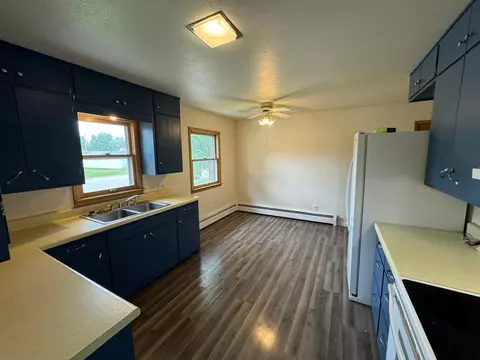 457 3rd Ave NW, Perham, MN 56573 photo 6
