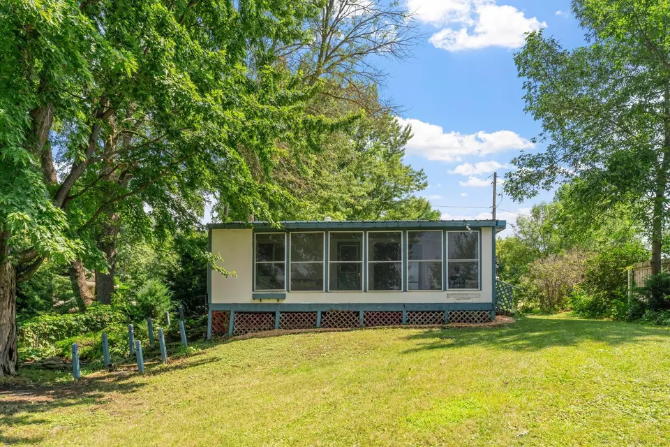  12802 Mentzer Trl, Lindstrom, MN 55045 photo 5