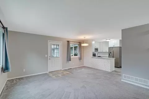 8432 S Pond Trl, Champlin, MN 55316 photo 3