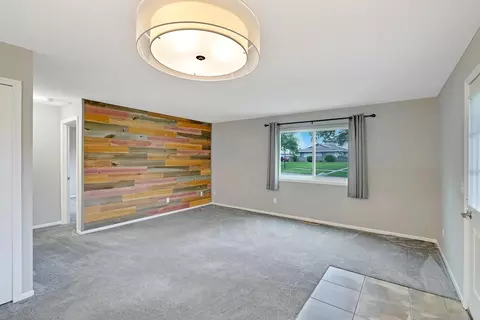 8432 S Pond Trl, Champlin, MN 55316 photo 7