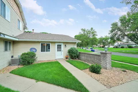 8432 S Pond Trl, Champlin, MN 55316 photo 26