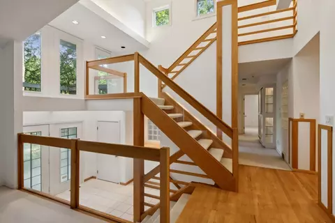 6601 Pawnee Rd, Edina, MN 55439