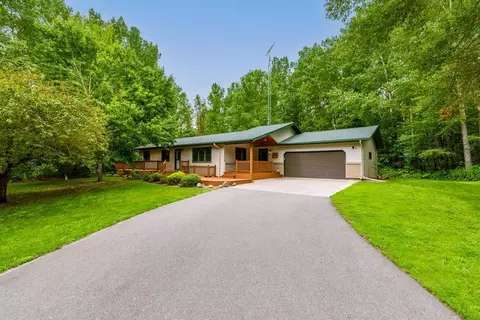 12179 Hidden Birch Rd, Brainerd, MN 56401