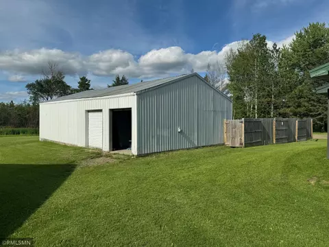 253 Elm St, Mcgregor, MN 55760 photo 9