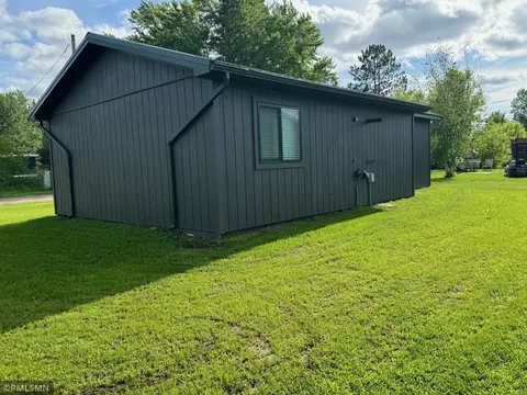 253 Elm St, Mcgregor, MN 55760 photo 7
