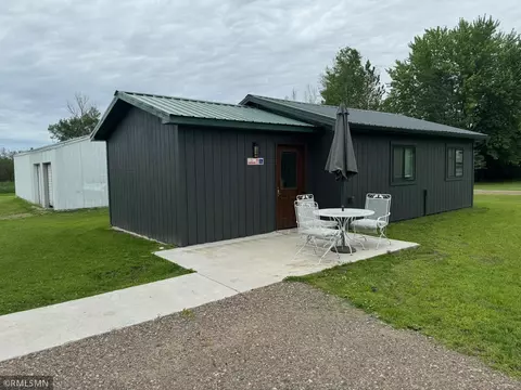 253 Elm St, Mcgregor, MN 55760 photo 2