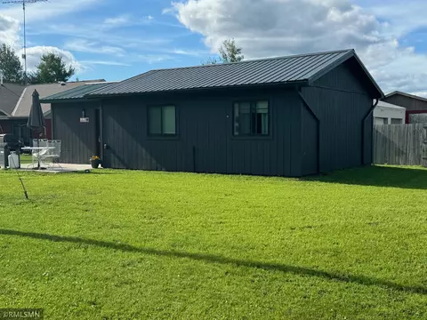 253 Elm St, Mcgregor, MN 55760 photo 4