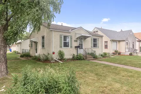 1959 Hawthorne Ave E, Saint Paul, MN 55119