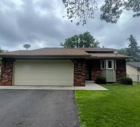 957 104th Ave NW, Coon Rapids, MN 55433