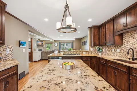 1745 Sartell Ave, Eagan, MN 55122 photo 8