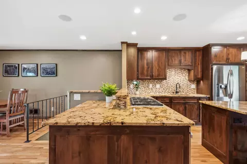 1745 Sartell Ave, Eagan, MN 55122 photo 6