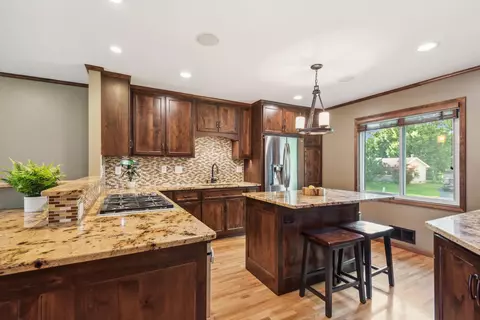 1745 Sartell Ave, Eagan, MN 55122 photo 5