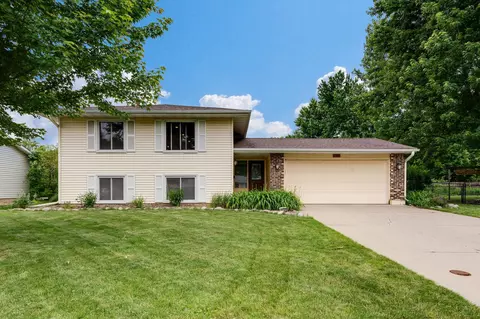 1745 Sartell Ave, Eagan, MN 55122