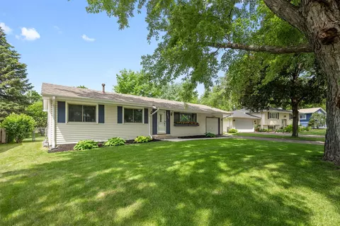 3011 Boone Ave N, New Hope, MN 55427