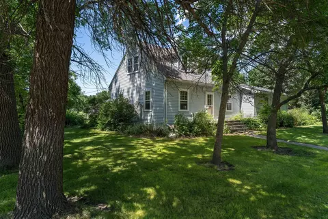 201 4th St, Tintah, MN 56583