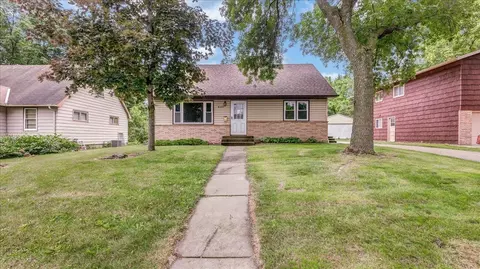 630 Johanna Ave, Willmar, MN 56201