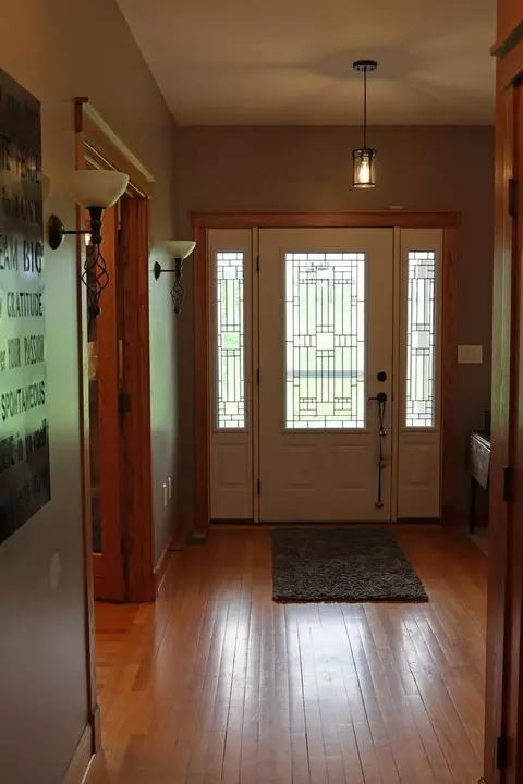 Entry Way - 21831 Hogan Ave, Hampton, MN 55031 photo 4 of 4