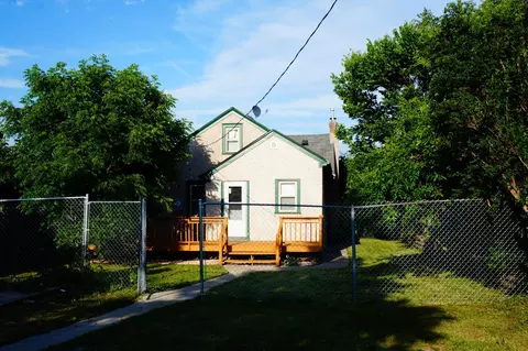 2611 Oliver Ave N, Minneapolis, MN 55411