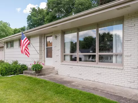 6047 Evergreen Rd, Mound, MN 55364 photo 3