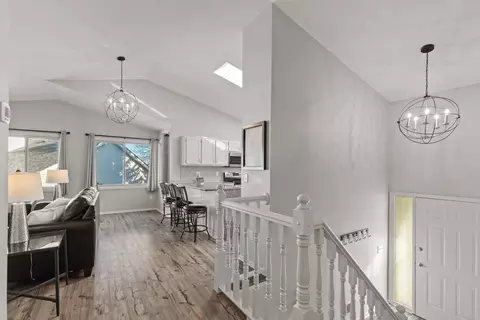 804 Wescott Sq, Eagan, MN 55123 photo 6