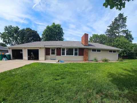 2100 54th Ave N, Brooklyn Center, MN 55430