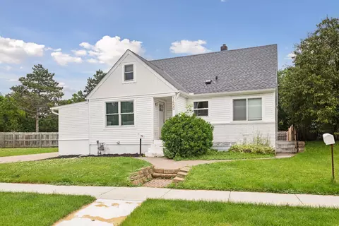 1450 Alaska Ave, Saint Paul, MN 55116