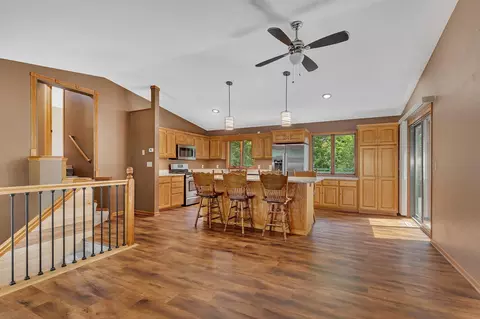22096 Fairmount Rd, Saint Cloud, MN 56301 photo 2