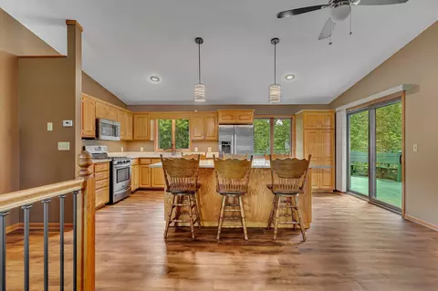 22096 Fairmount Rd, Saint Cloud, MN 56301 photo 4