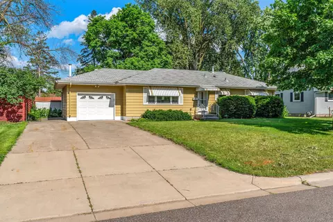 6042 June Ave N, Brooklyn Center, MN 55429