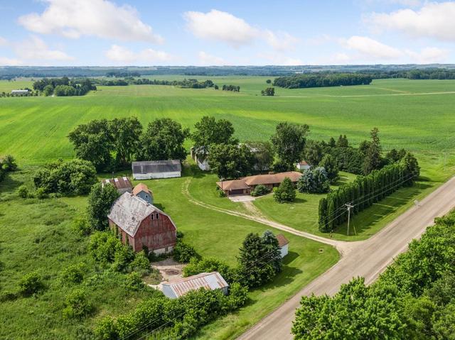 42116 County 8 Blvd, Kenyon, MN 55946 | 68 Photos - Movoto