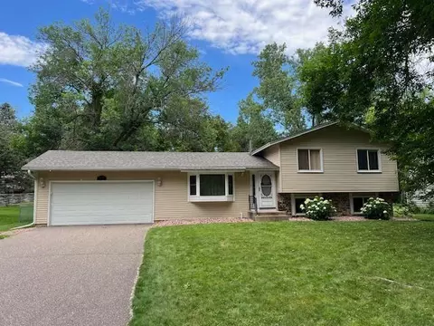 12160 70th Ave N, Maple Grove, MN 55369