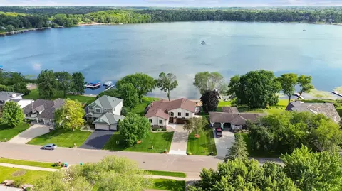 17303 Weaver Lake Dr, Maple Grove, MN 55311