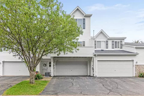 6863 Meadow Grass Ln S, Cottage Grove, MN 55016