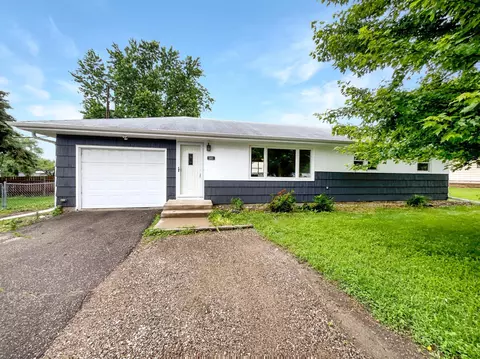 5801 Boone Ave N, Minneapolis, MN 55428