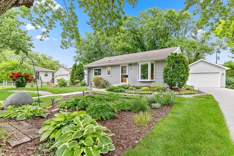 5908 Rhode Island Ave N, Crystal, MN 55428