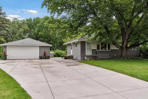 867 111th Ave NW, Coon Rapids, MN 55448