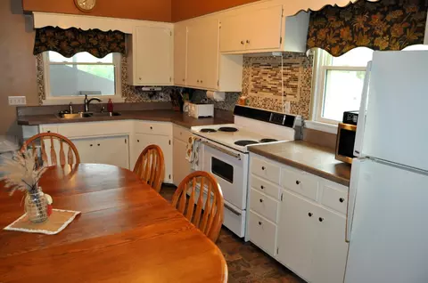101 S 13th St, Montevideo, MN 56265 photo 12