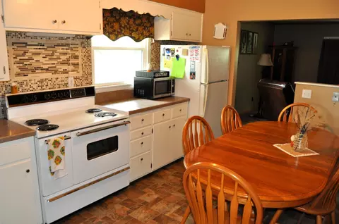 101 S 13th St, Montevideo, MN 56265 photo 10
