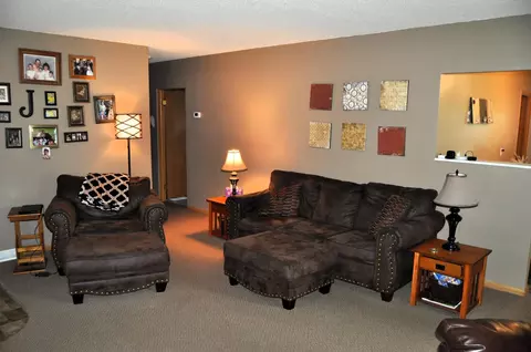 101 S 13th St, Montevideo, MN 56265 photo 4