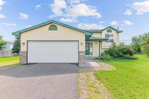 4602 Teal St, Big Lake, MN 55309