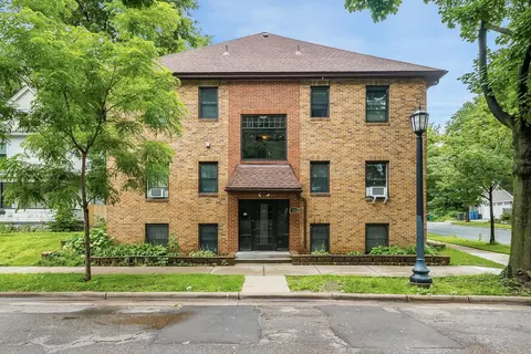 2325 Grand Ave S #208, Minneapolis, MN 55405